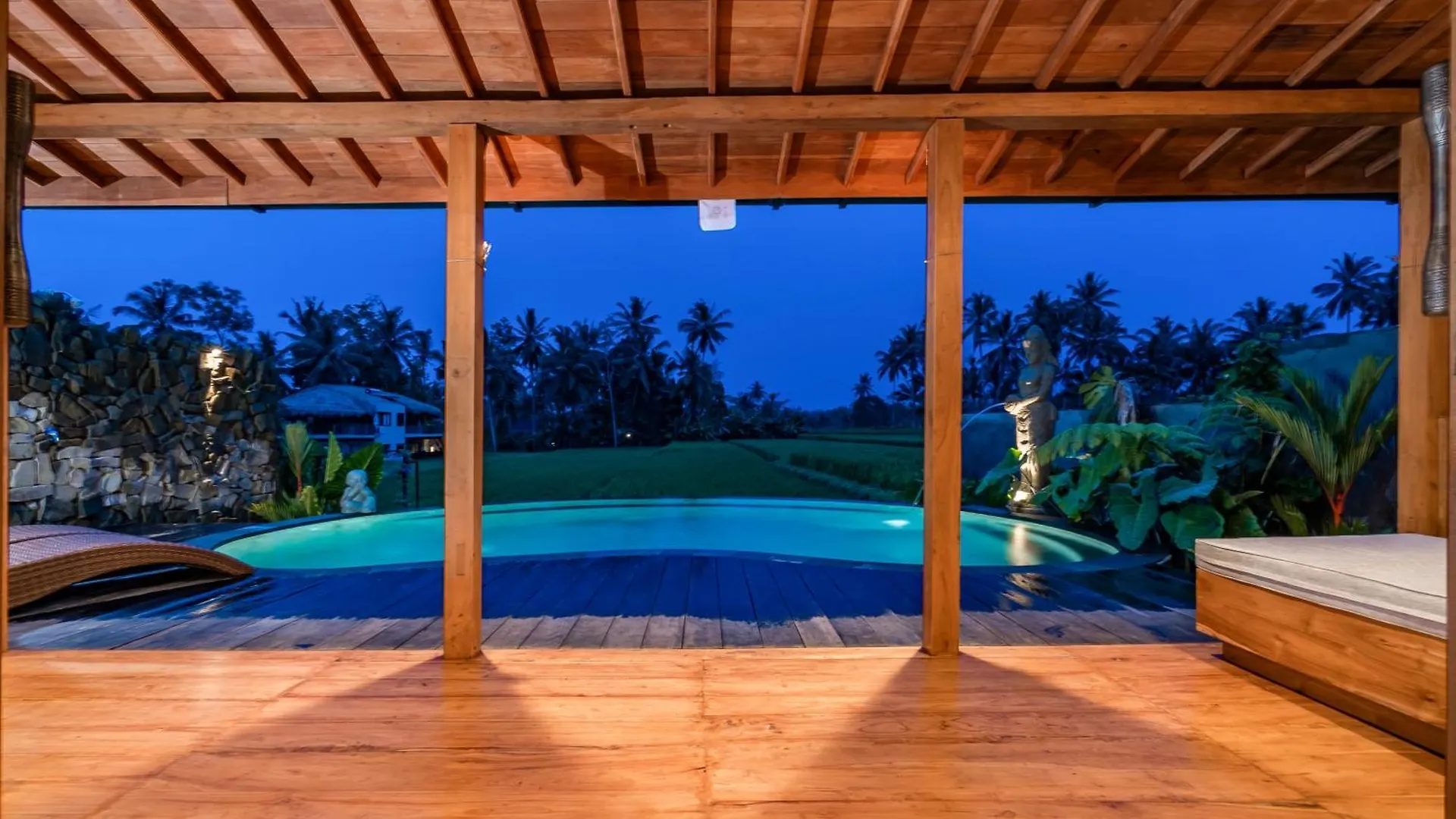 Villa Aix Di Sawah Ubud Indonesia