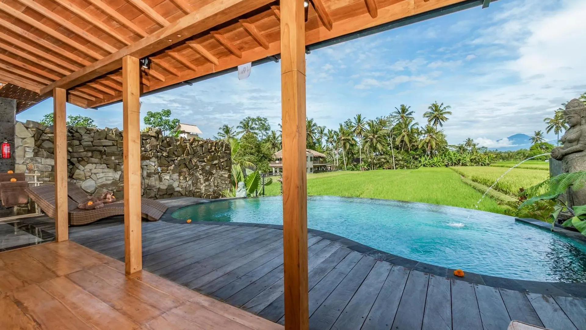 Aix Di Sawah Ubud