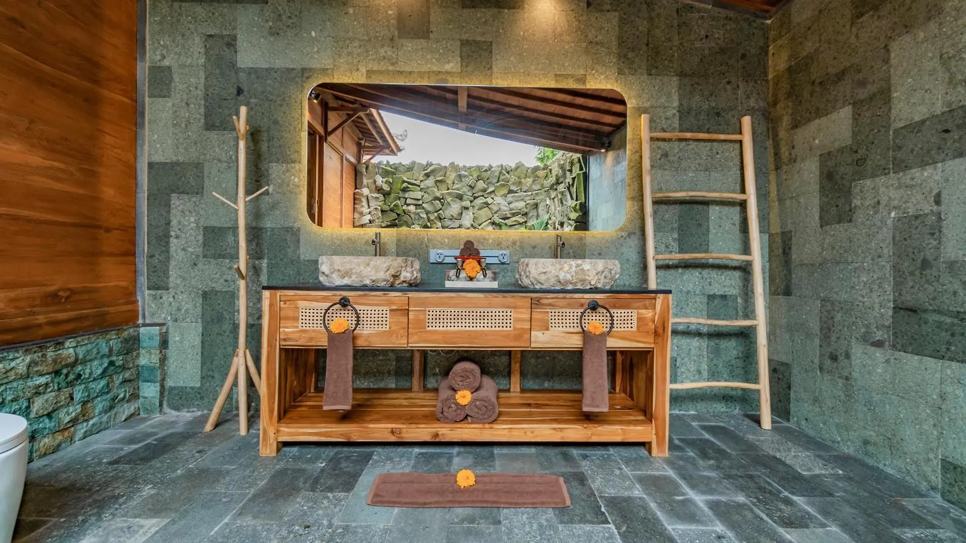 Vila Aix Di Sawah Ubud